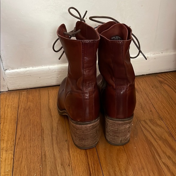 Frye Brown Heeled Boots with Lace-Up Design - Picture 2 of 6